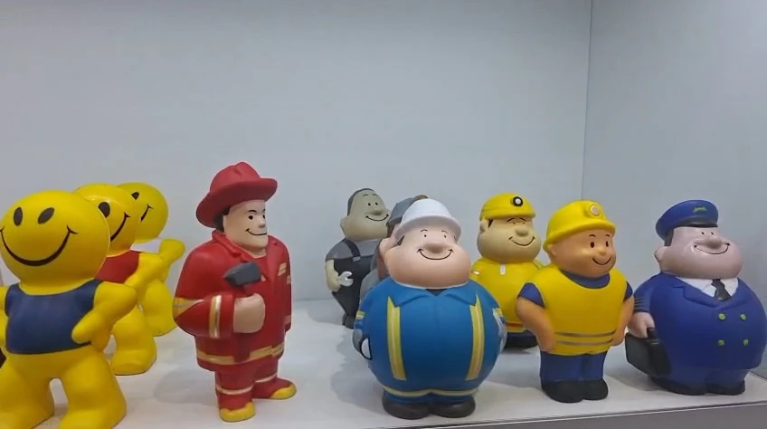 Referencias de Figuras y promocionales
